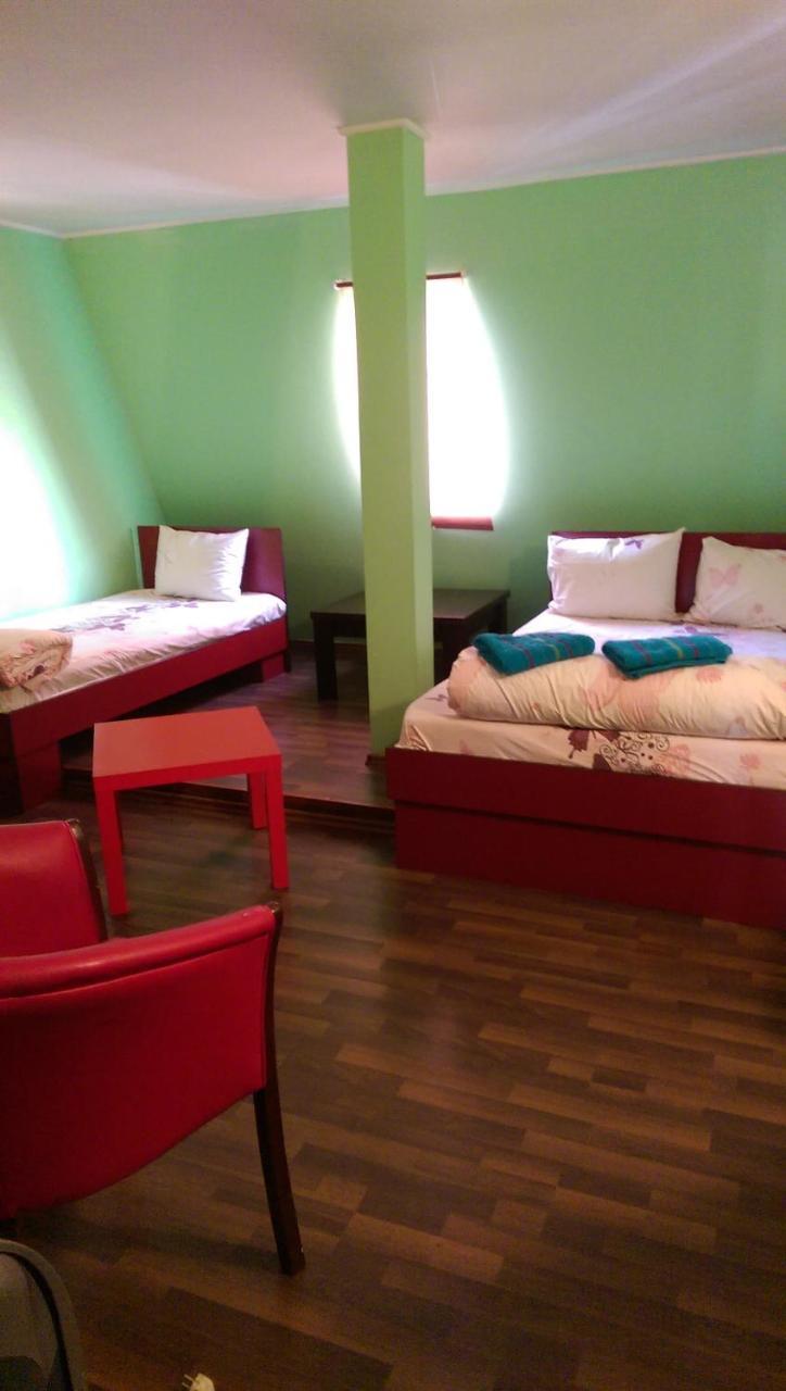 Hotel Casa Verde Prosper Bukarest Exteriör bild